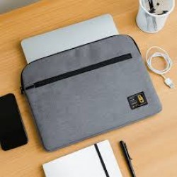 QIPS POLYSTER LAPTOP SLEEVE (GREY BAG)