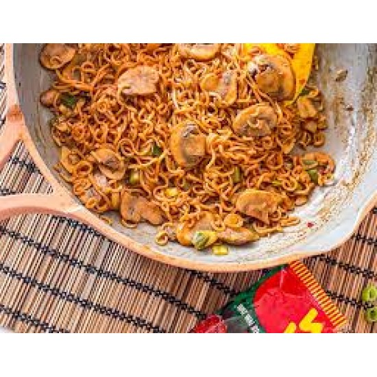 Wai Wai Dynamite Himalayan Hot Chicken Instant Noodles